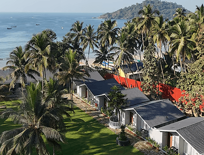 Hotels & Resorts